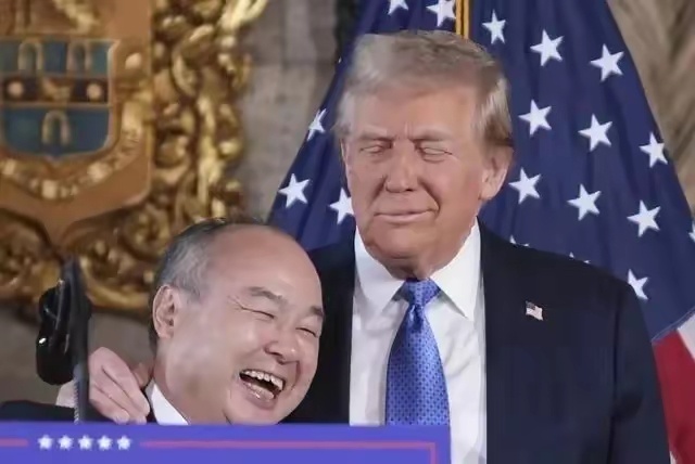 这张照片可以评为最佳摄影！金钱在权力面前的谄媚，和大权在握之人的傲慢表现的淋淋漓