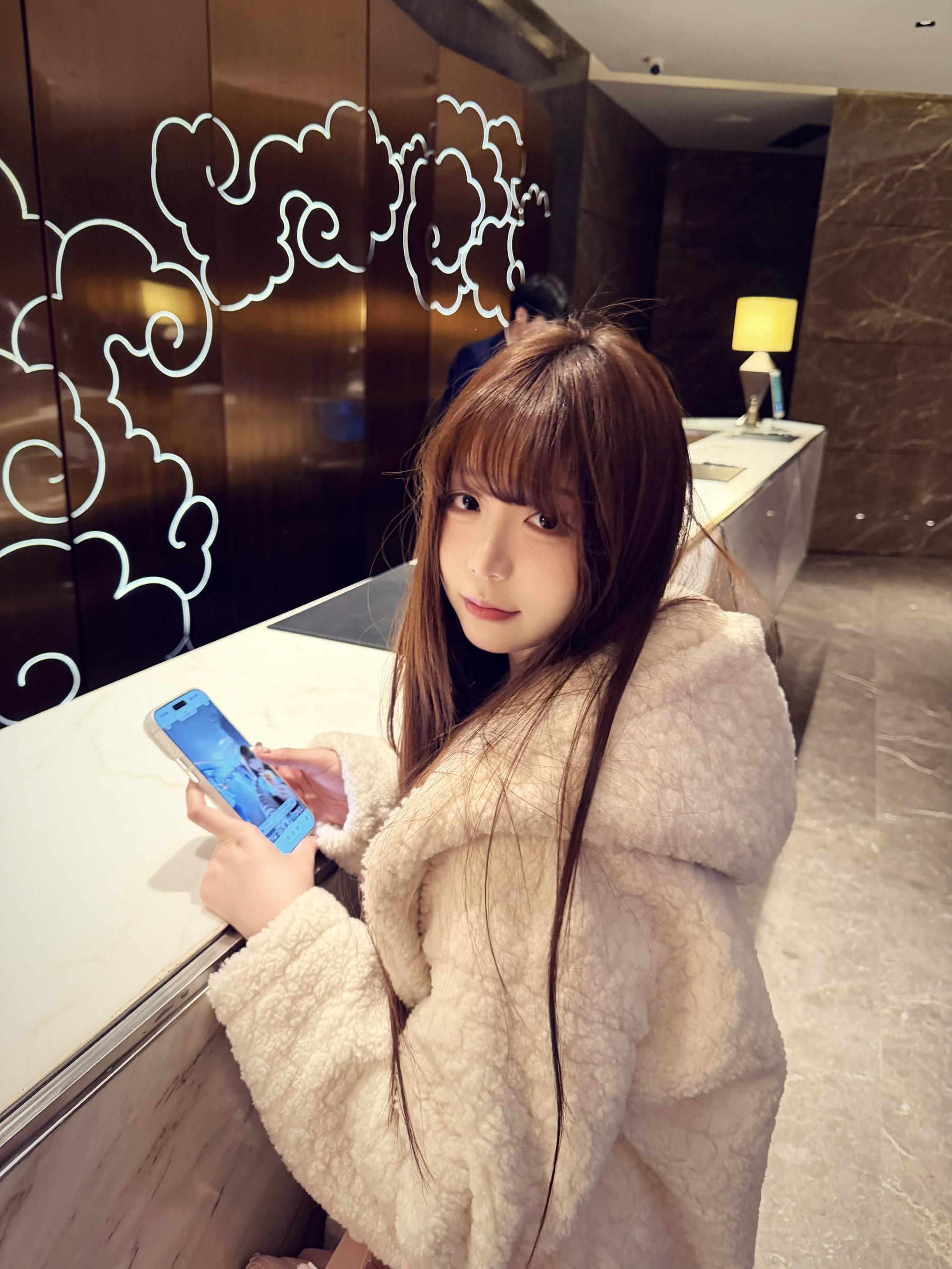 你离开的时候太决绝了 导致我生了一段时间心病 一直在想你到底有没有爱过我