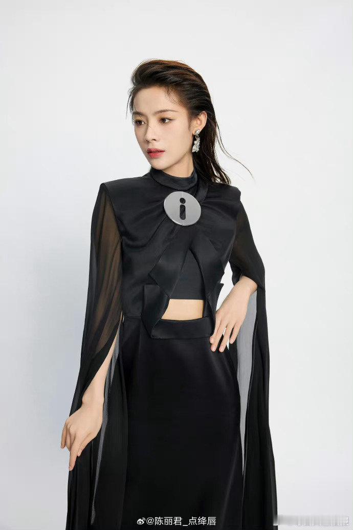 #陈丽君背头造型#《我们的歌》陈丽君真的给我等来了，期待姐姐在我歌舞台的高光时刻
