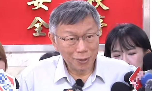 民众党前主席柯文哲今天表示，我不能跟民进党大佬吴乃仁比，吴乃仁是赖清德用政治生命