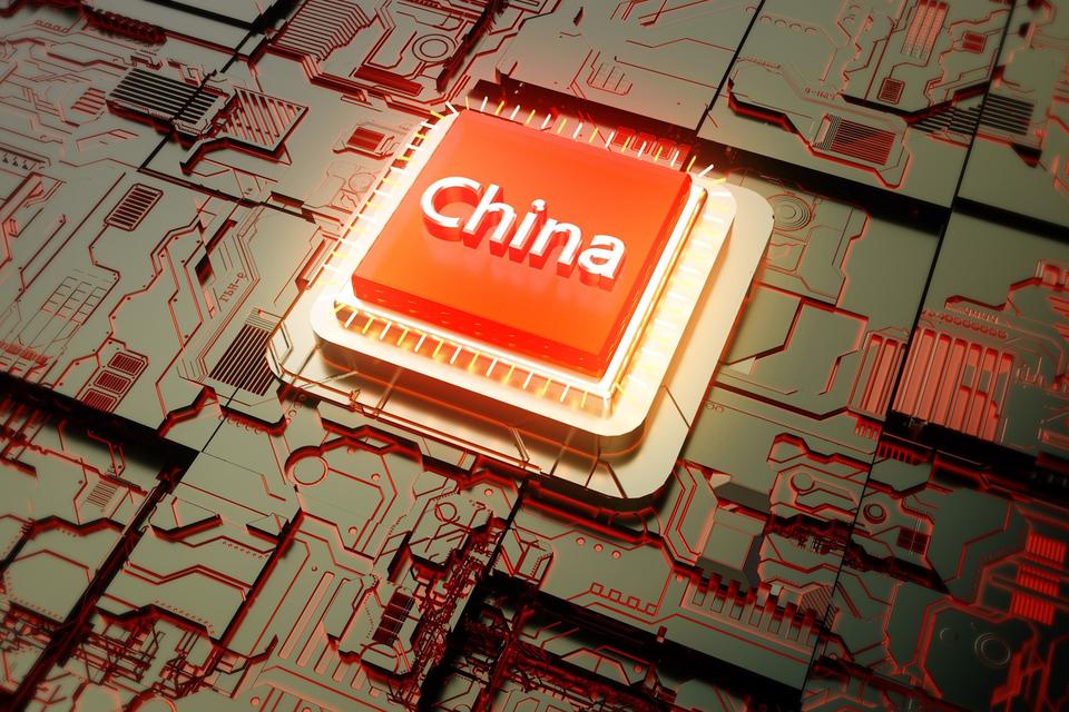 卢总亲自确认！小米玄戒芯片不止O1一款！

自从小米自研SoC被确认，很多网友就