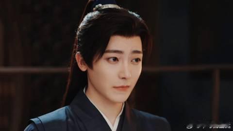 遇上这样的侯明昊表情管理全废 看侯明昊的演出简直是一次沉浸式的体验，他的每一个微