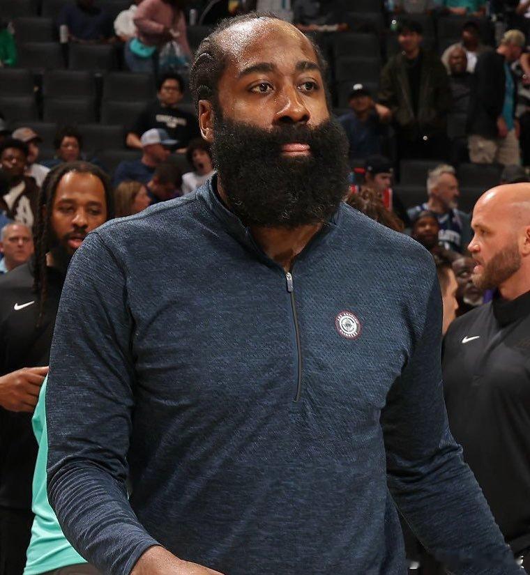 哈登因个人原因将缺席今日对阵太阳的比赛。 