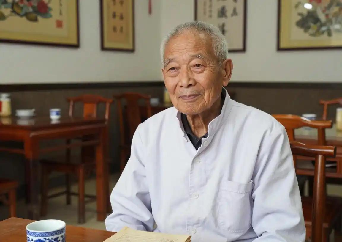 一位退休大夫说：“查出重大疾病，被告知需要动手术之前，一定不要在当天做出医疗决定