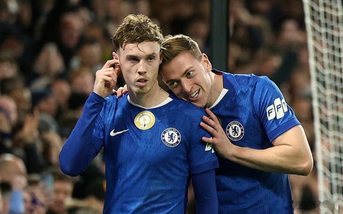 切尔西名宿马塞尔·德赛利在接受采访时表示，如果切尔西无法满足帕尔默的目标，他可能