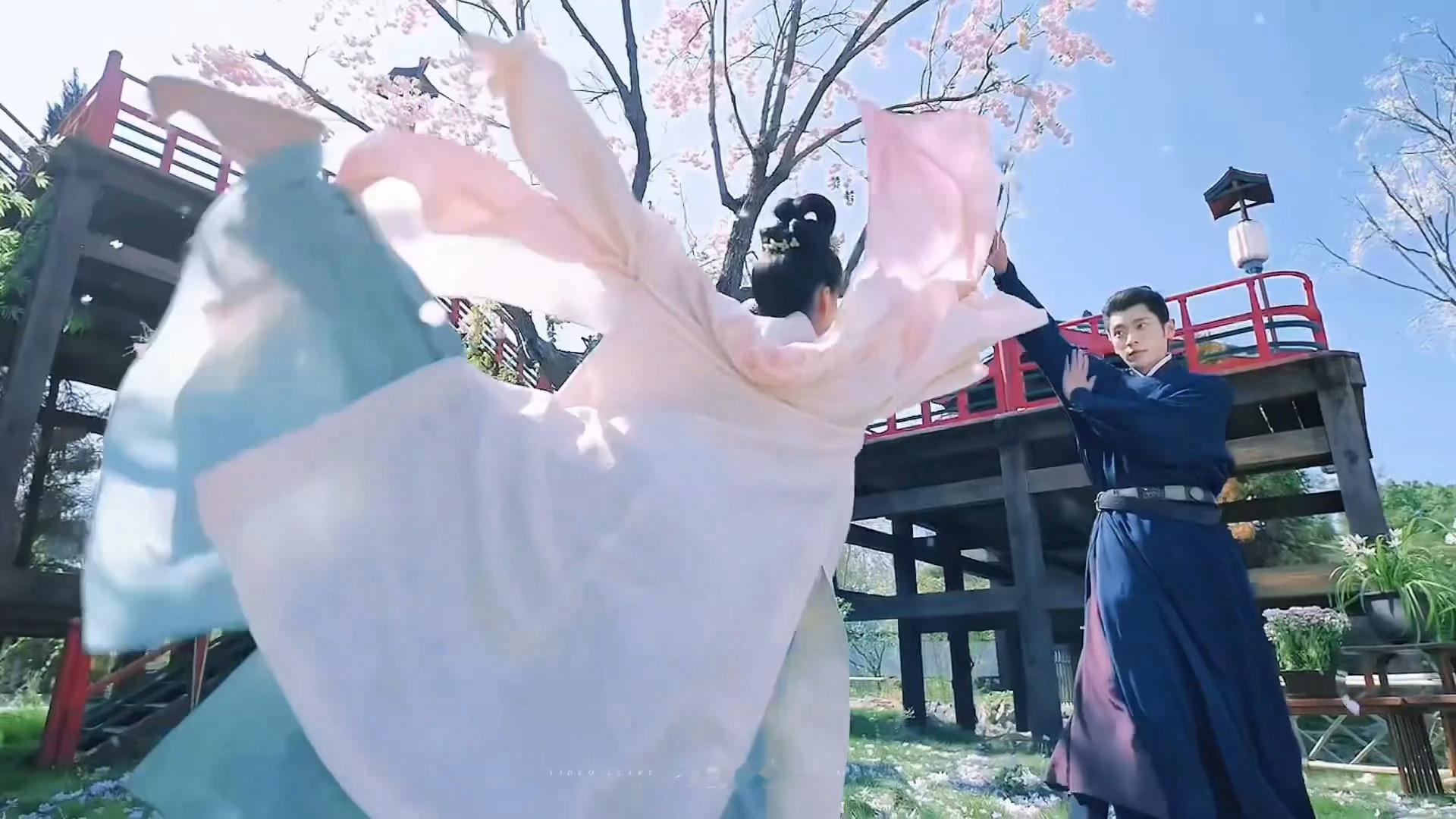 花树下比试这段拍的太美了 好喜欢 叶璃高抬腿这个镜头特别美啊特别美白鹿叶璃