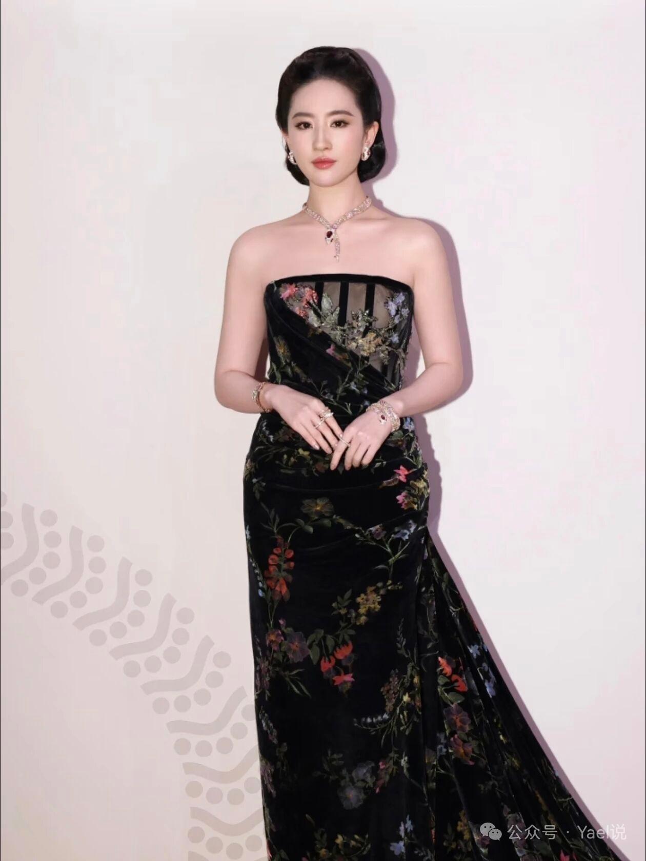 刘亦菲最新写真美图分享刘亦菲超美的照片有哪些 刘亦菲的哪些图片让你觉得特别养眼 