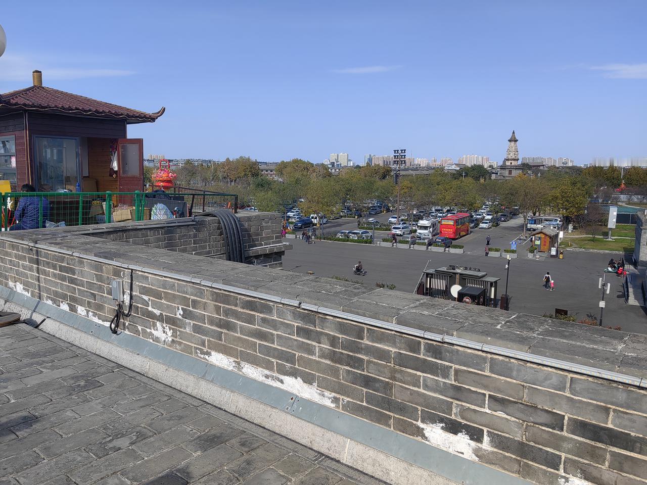 你觉得对日本需不需要“手下留情”想问一问，有啥情？日本菜里面，有一道菜，叫刺身，