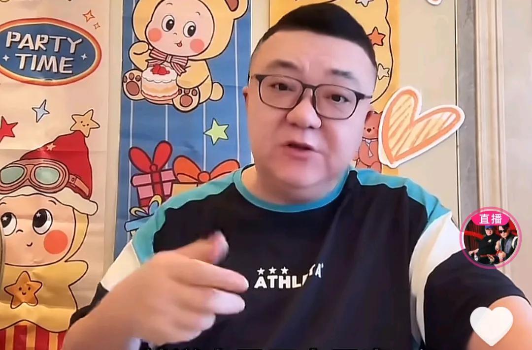 董路表示，国内球员想要取得好成绩，只需要干好两件事。
他在直播时表示，从他这么多