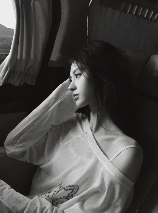 鞠婧祎魅姐鞠婧祎好魅的眼神鞠婧祎就是魅姐吧！好魅的眼神，就是在勾引我 