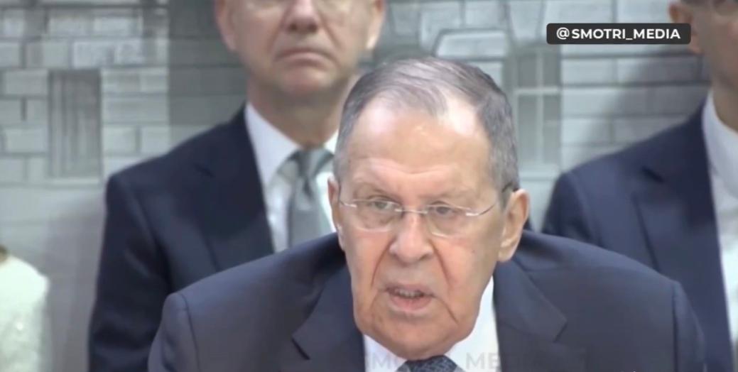 俄罗斯外长拉夫罗夫今天说：“所有遭受美国和以色列侵略的国家都是我们的战略伙伴。