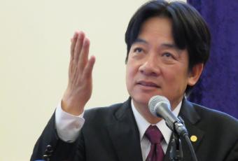 统一台湾的条件已经齐备，只欠东风！这东风不是别的，就是中央政府的决心和能力的最终