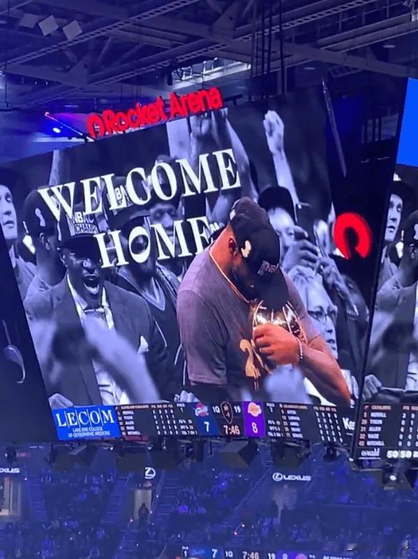 这会是詹姆斯最后一次以球员身份重返克利夫兰吗？

发现没，这一次詹姆斯哭了，之前