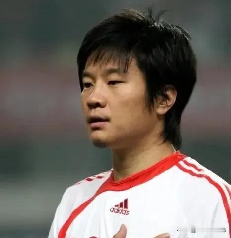 金靴PK:李金羽和武磊，大家对谁的喜欢更多一点？
毫无疑问，这两位都是中国足坛出