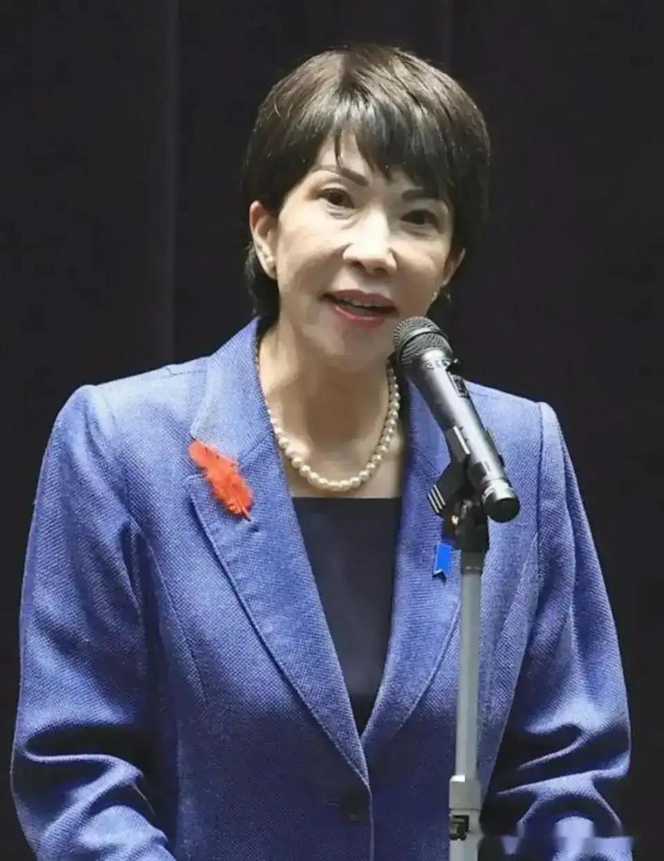 高市早苗这变脸的速度，不去演川剧真是可惜了。

前阵子还硬气得不行，拍板把大陆游