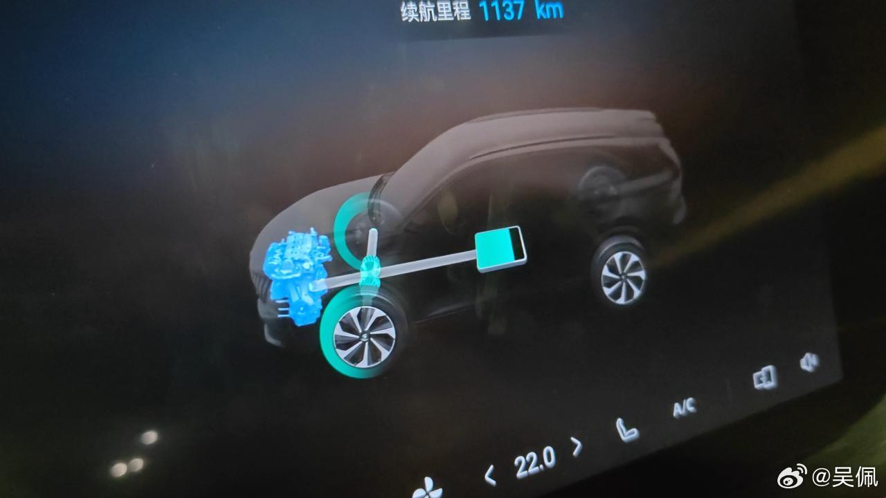 长安蓝鲸超擎混动我们前阵子已经摸过底了，我开CS75（HEV版）从贵阳到三亚跑到