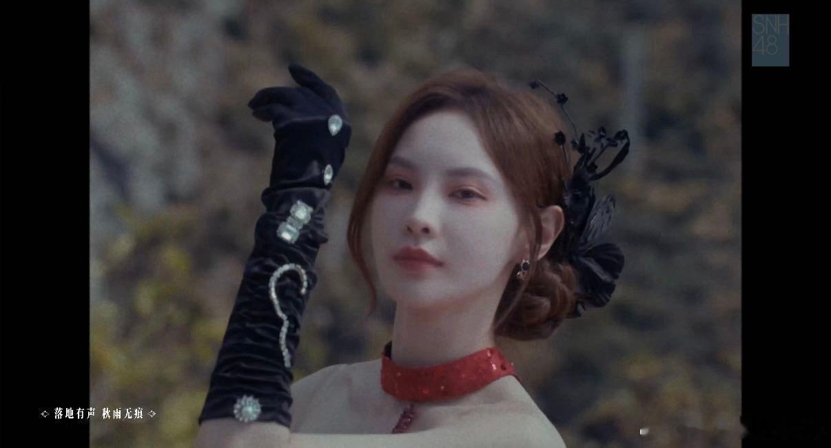 SNH48卡带运镜一帧一张帅脸不仅是颜值盛宴，更是视听享受。运镜节奏与音乐完美同