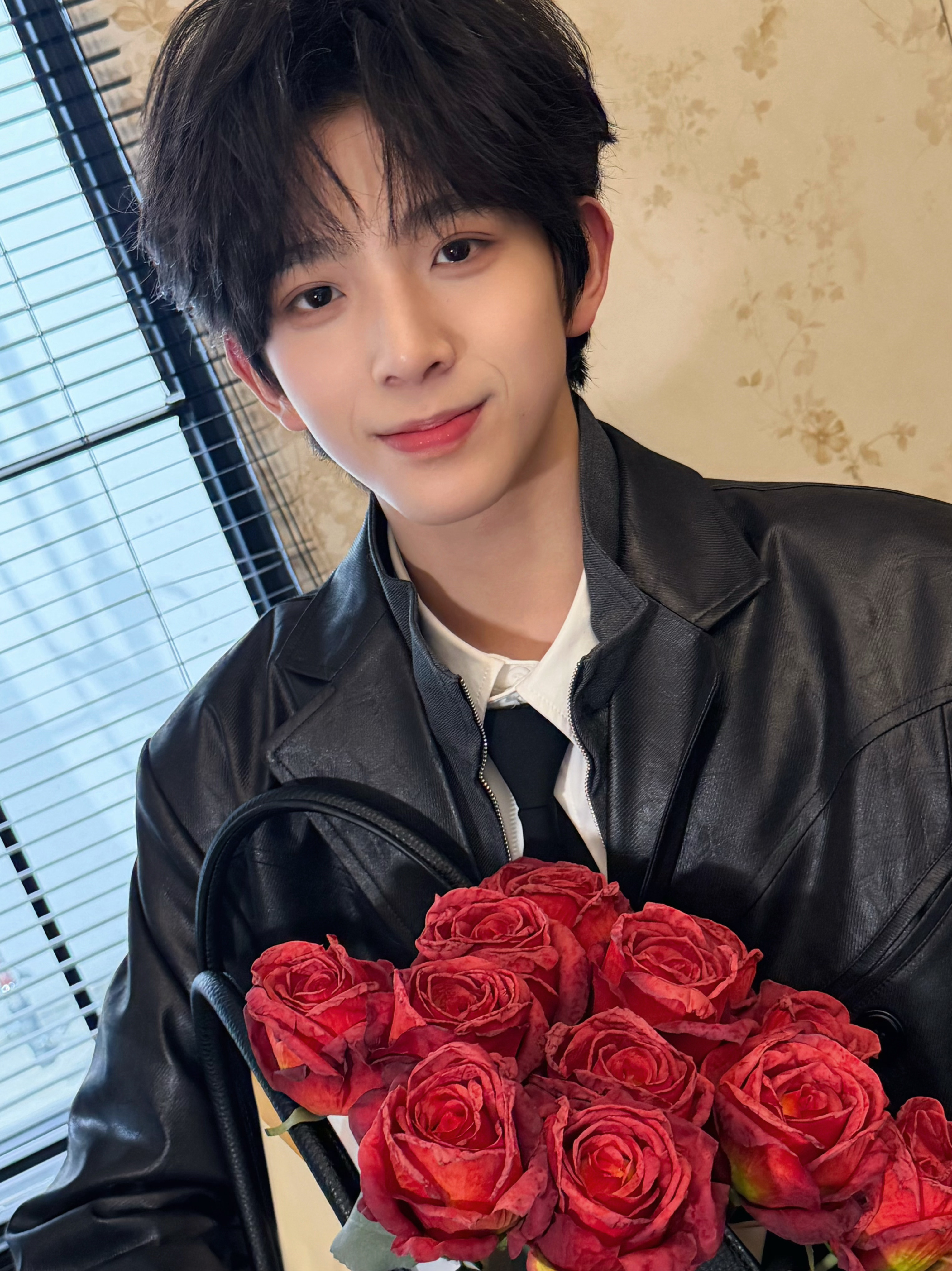 陈浚铭 来看下什么是真正的“门面进化论”？从软萌“小福娃”到冷冽“机车甜豆”，陈