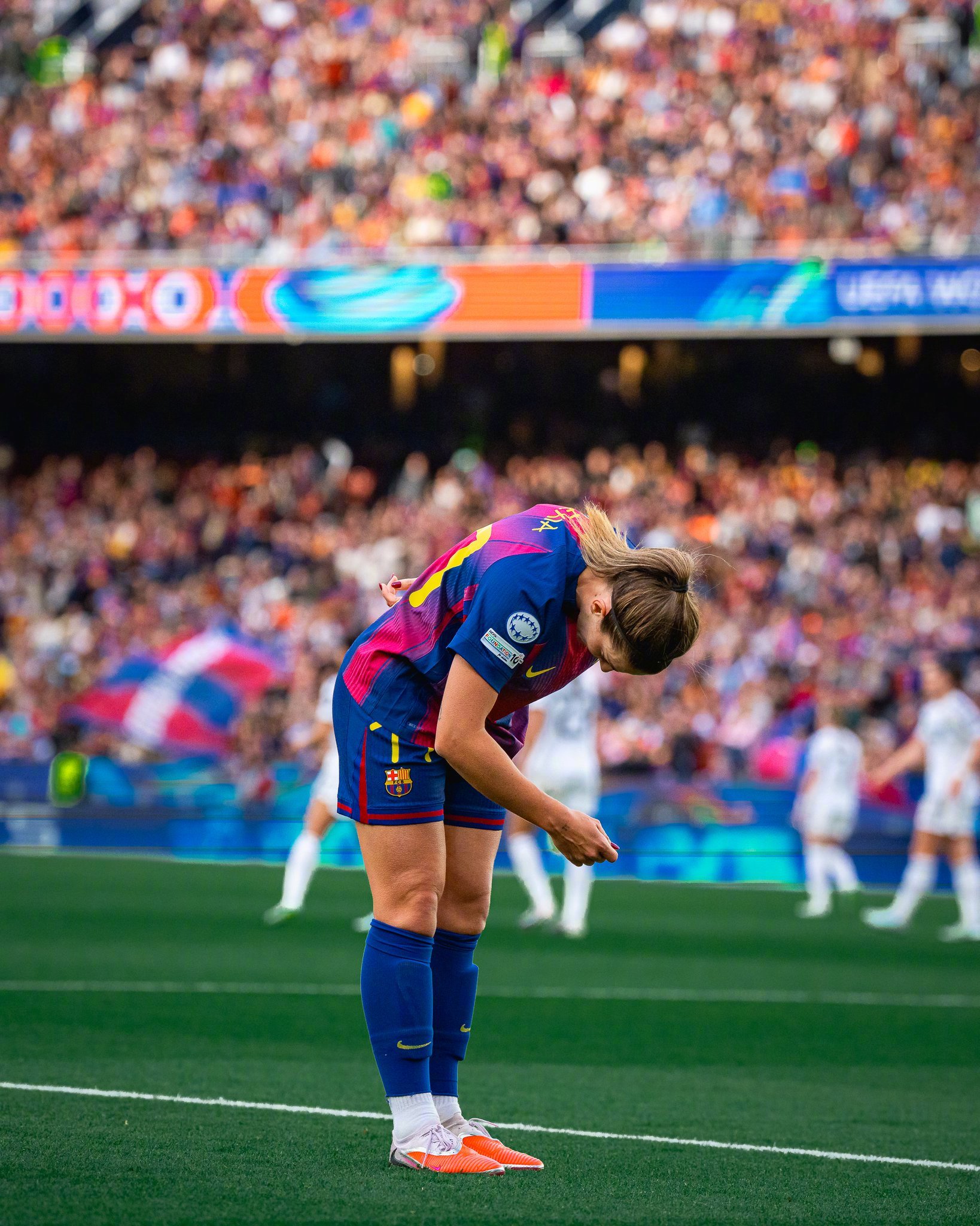 红蓝倩影 世界变化万千，她们始终向前❤️💙巴萨 🔴🔵ForçaBarça