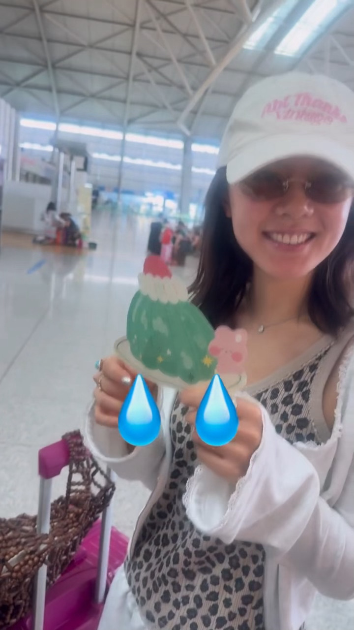 小麦是天使呀🥺🥺特地给韩国粉丝说了韩语版的“我想你”赵今麦对韩国粉丝说韩语我