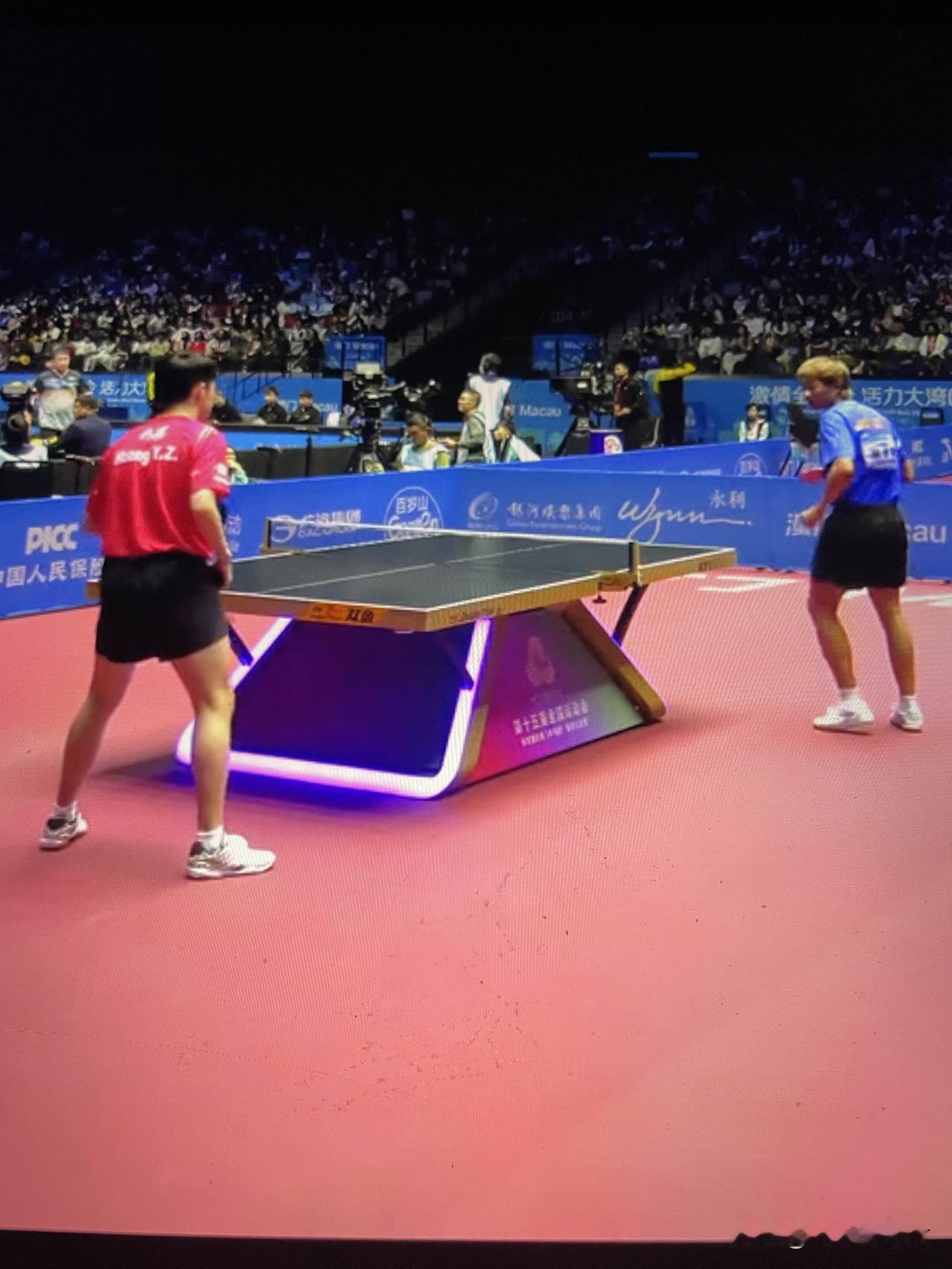 赵子豪3:0黄友政
全运会乒乓球男团
北京队对阵上海队
第四场男单
赵子豪对阵黄