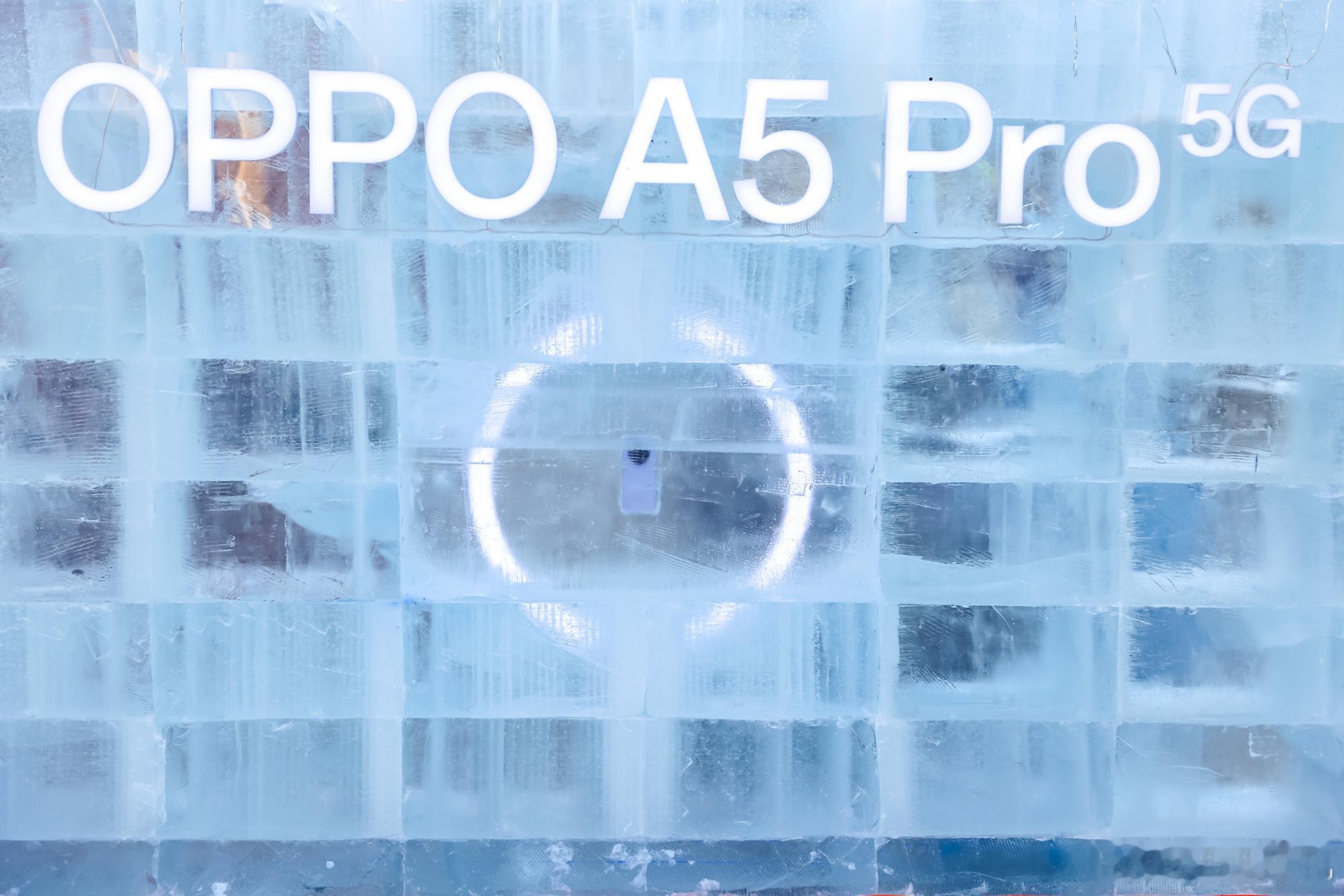 电车都在做冬测，手机自然也有[馋嘴]哈尔滨街头 OPPO A5 Pro 又被冻上