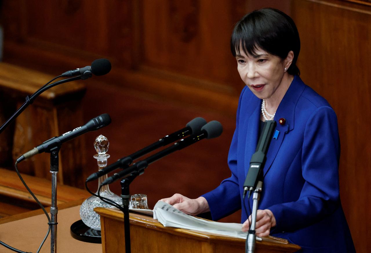 日本首相高市早苗，就是爱胡扯和“搞事”！竟然诬陷中国是“威胁”……
     据