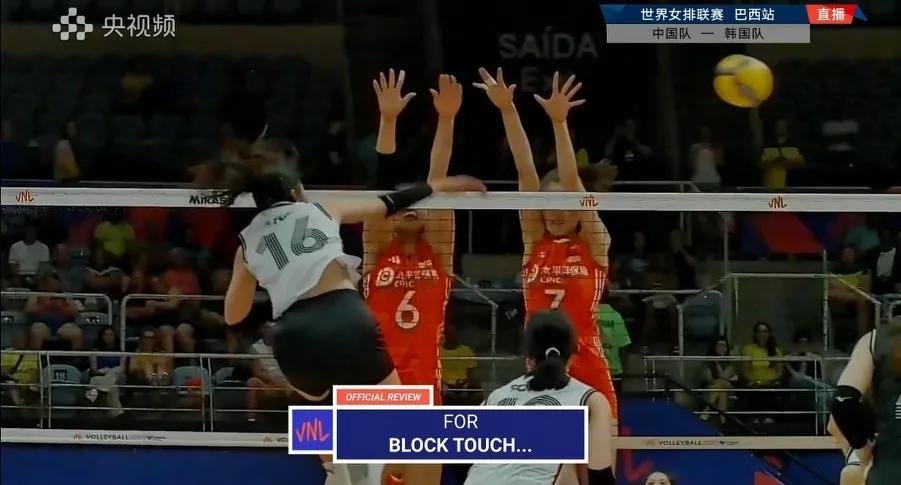  巴西里约热内卢站比赛中，中国队迎来了今年的首战世界联赛的比赛。在与亚洲老对手韩