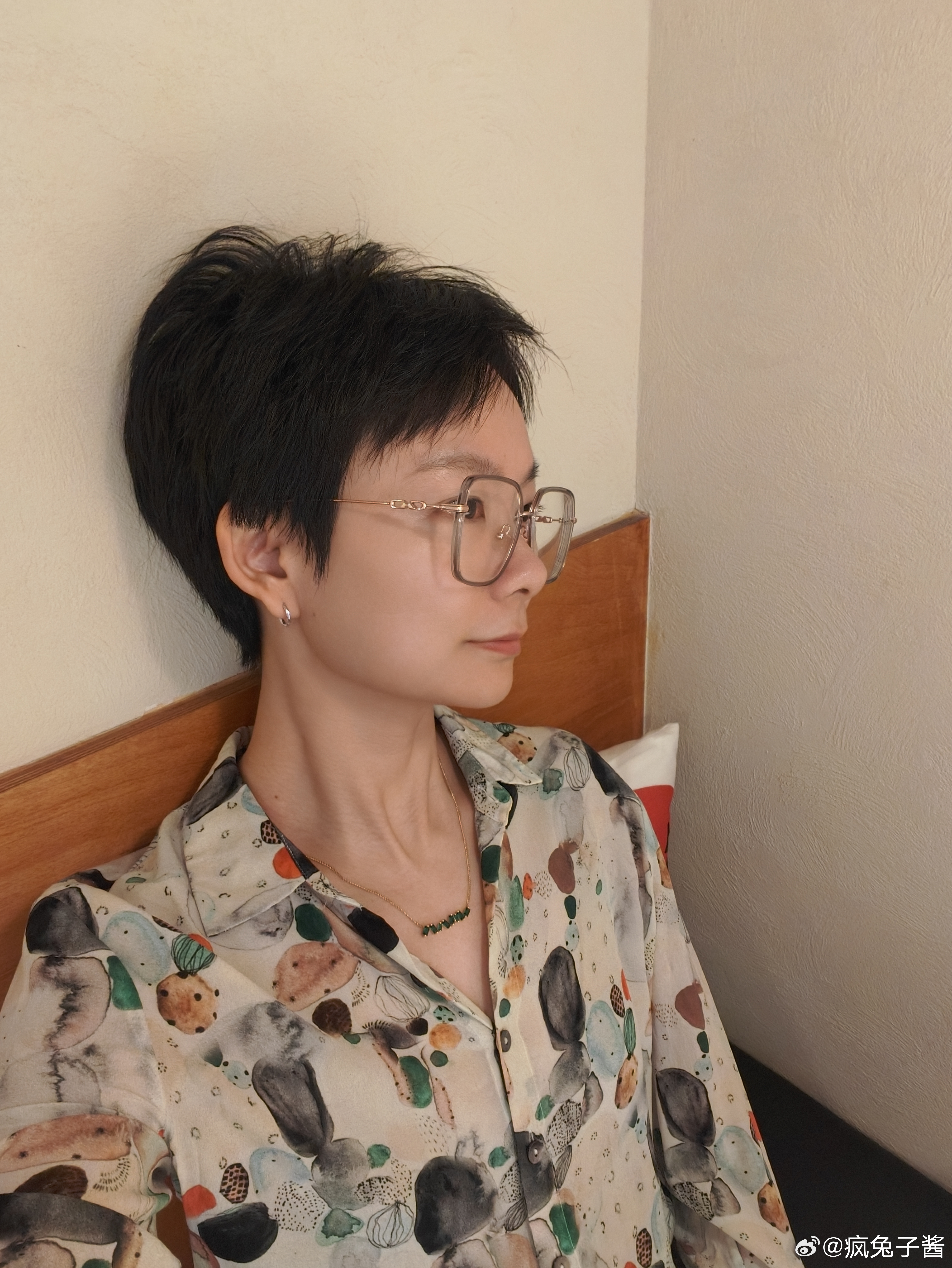 七月疯狂加班，给了我清晰的下颌线 