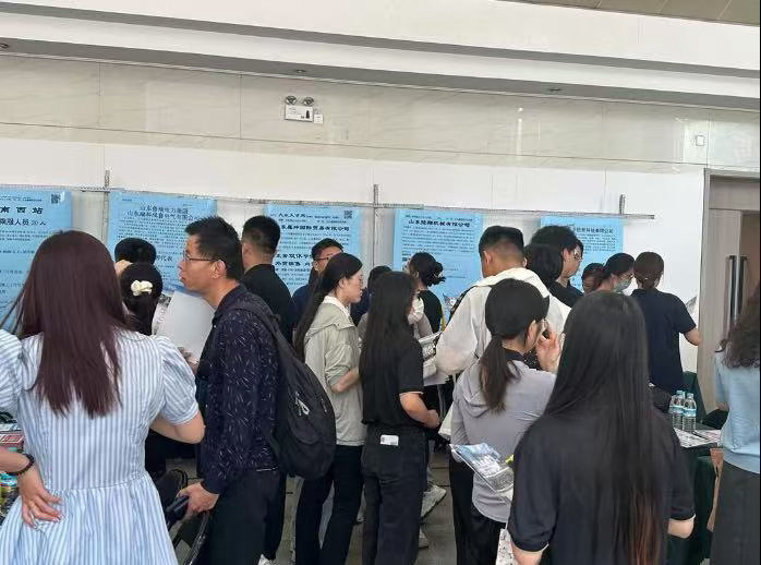 应届生说大疆是梦中情厂大疆官宣启动2027年校招2027校园招聘消息传出后引发热