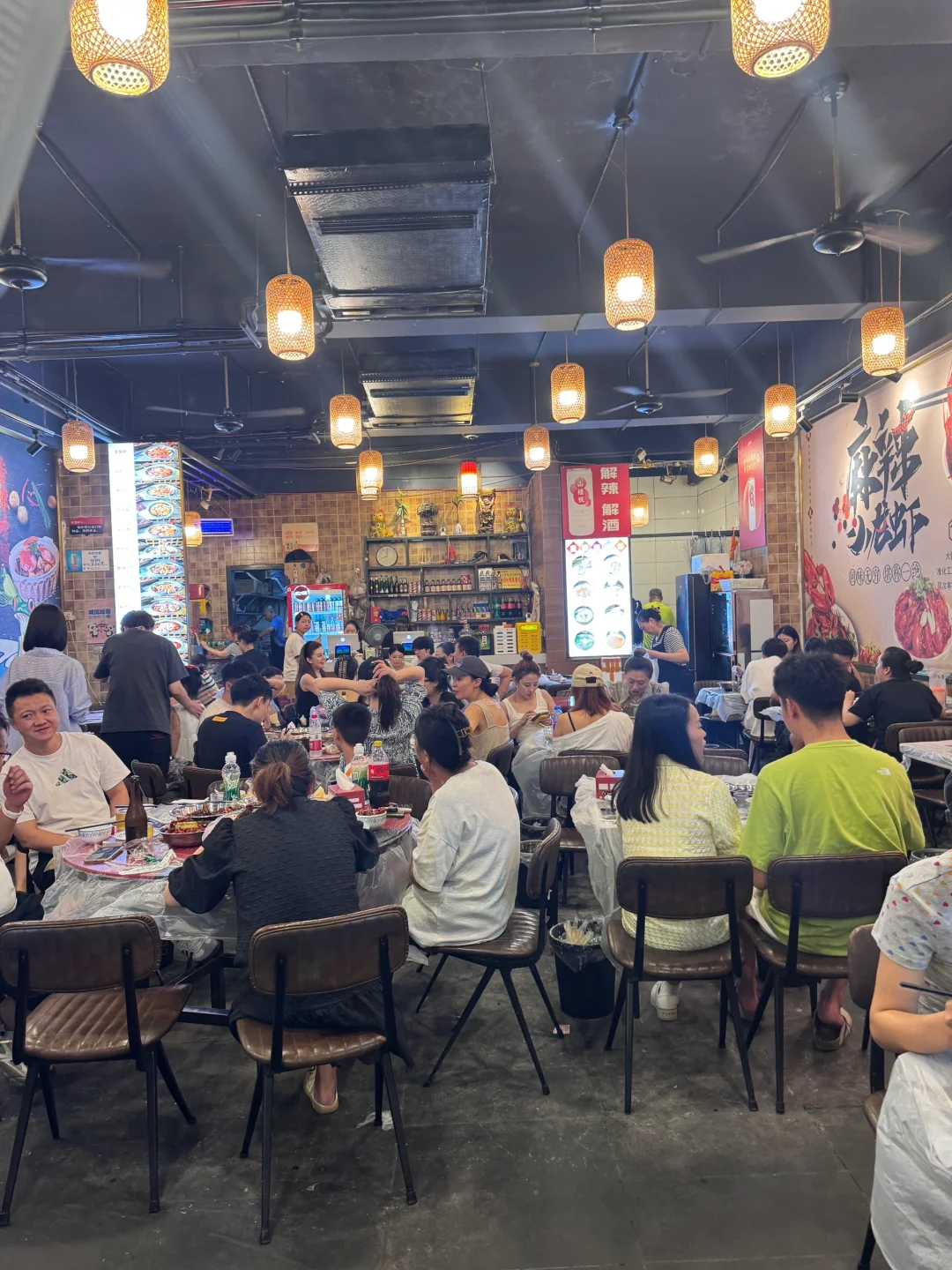 老成都人挤破脑袋都要去蹭一顿的店！