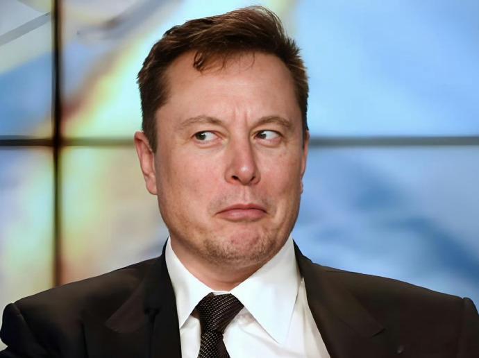 马斯克被激怒 西班牙首相宣布将禁止16岁以下未成年使用社交媒体，马斯克怒了。我觉