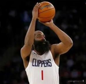 北京时间2月26日10：30，NBA常规赛快船主场迎战国王，目前快船的战绩是37