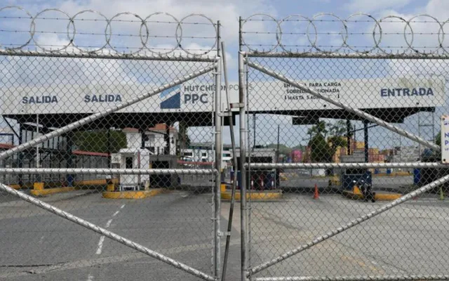 【彻底撕破脸，长和披露细节，一群不速之客闯入码头，驱赶中企员工】巴拿马彻底撕破脸