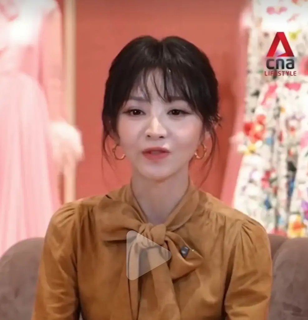 我🍩脸咋成这样了，跑小韩回来以后就……一定是累到了 