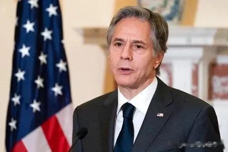  31日，美国国务卿布林肯继续炒作中方“拒绝”美方提议在新加坡举行两国防长会晤的