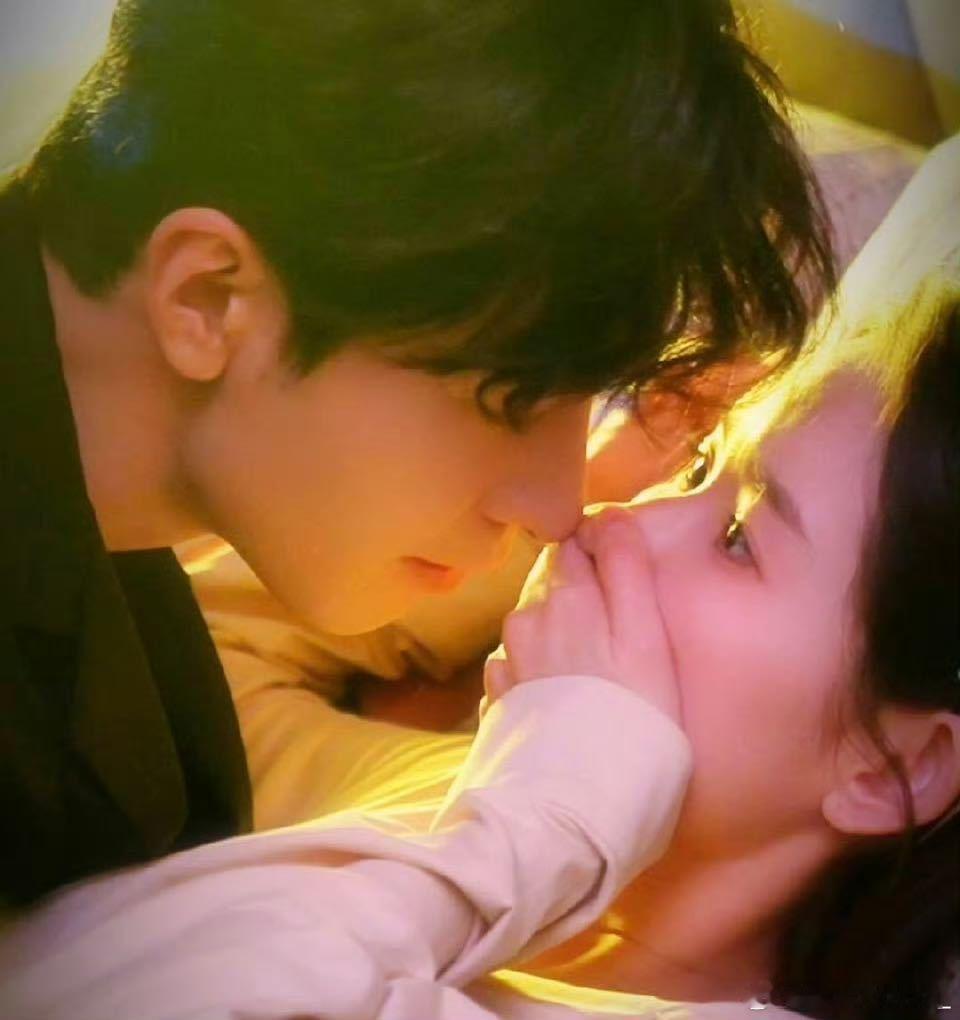 突然的喜欢怎么不是一种售后呢星雯联播售后封神！千禧穿书甜恋设定太绝，霸总与灵动女