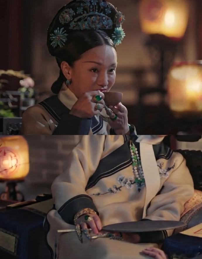 如懿临死之际是把能戴的所有珠宝都戴在身上了吧  哪个心灰意冷的人会在临死之际带这