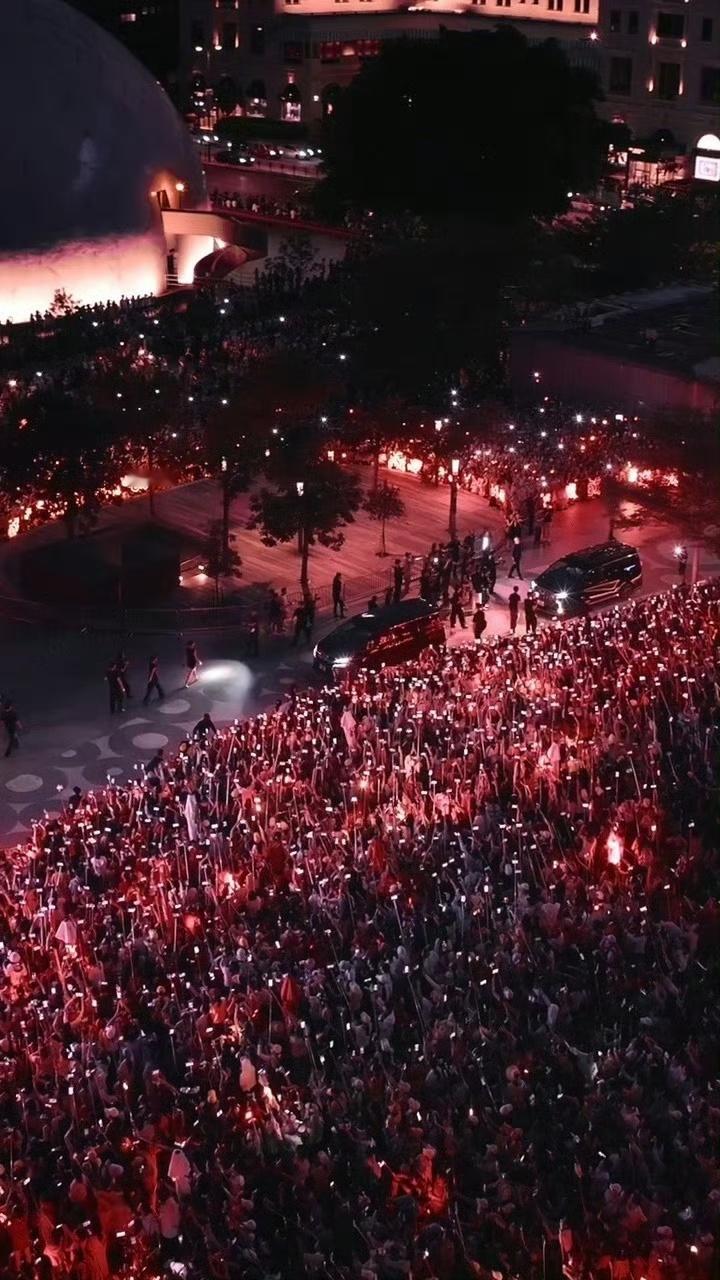 YSL官方发的肖战香港活动肖战YSL线下，这个视频可以封神了！电视剧都不一定能够