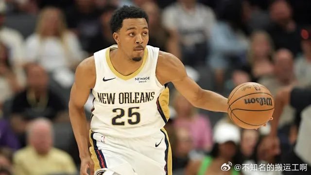 NBA  【鹈鹕为特雷·墨菲三世标价三枚首轮签】据知名记者杰克·菲舍尔（Jake