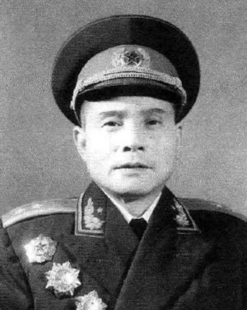 董存瑞19岁牺牲后，妻子守丧三年后改嫁，家人得到开国中将的照顾。1994年，北京