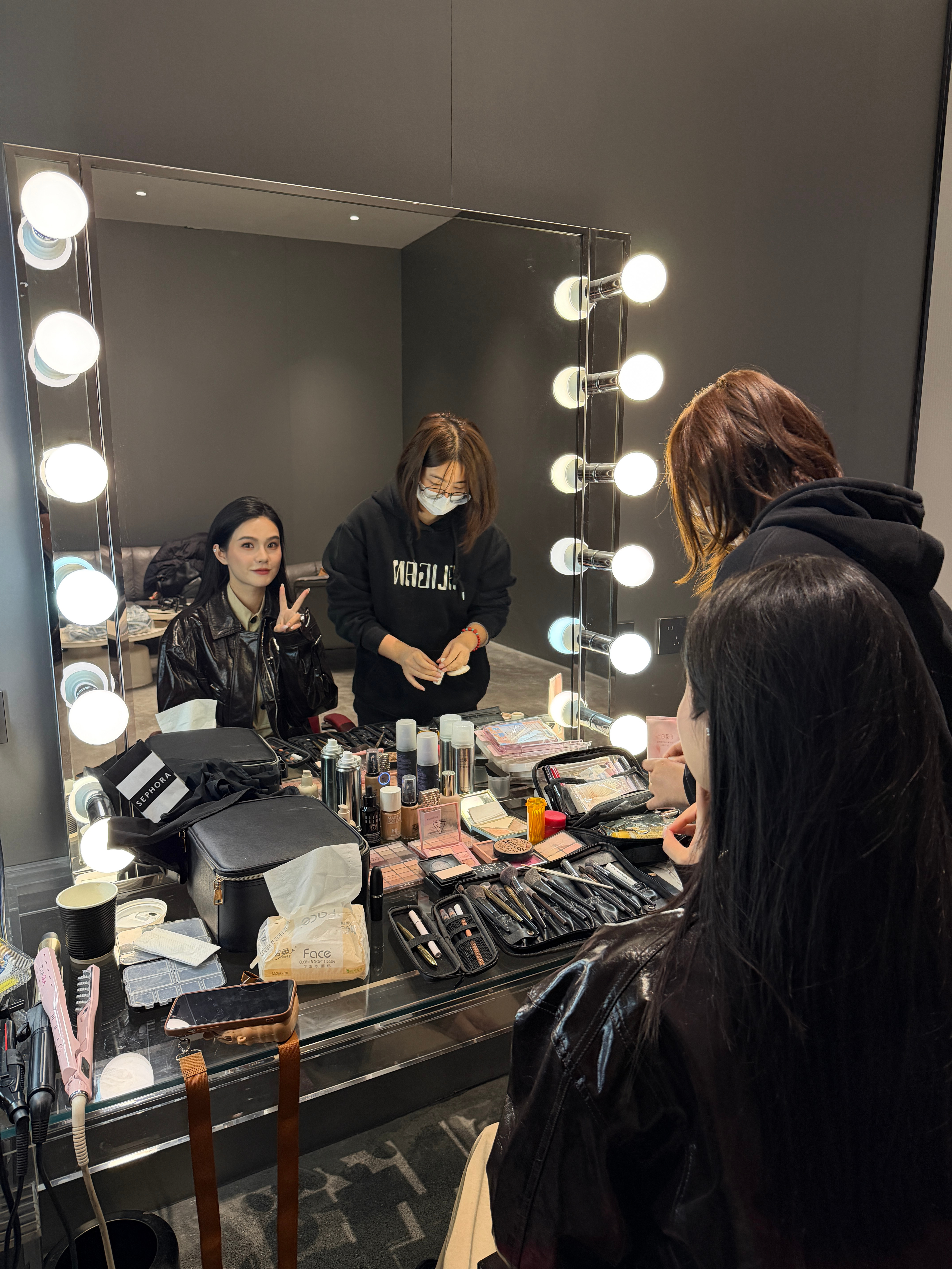 苹果17 Pro max后置 原相机无美颜无滤镜的豆长这样👇  ​​​