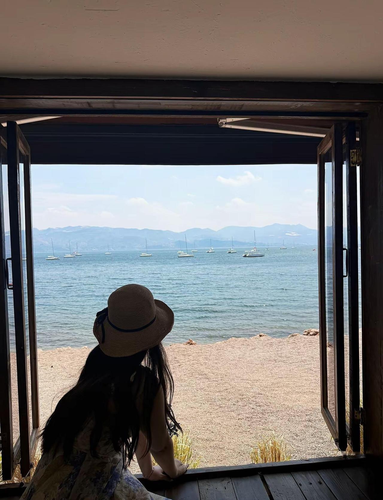 感觉到好炽热 不是因为你经过，是因为今天37摄氏度