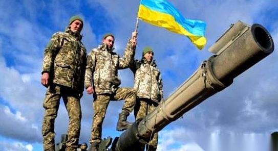 打了快三年，俄罗斯好像终于清醒了。
战争，根本不是这样打的。

回想2022年2