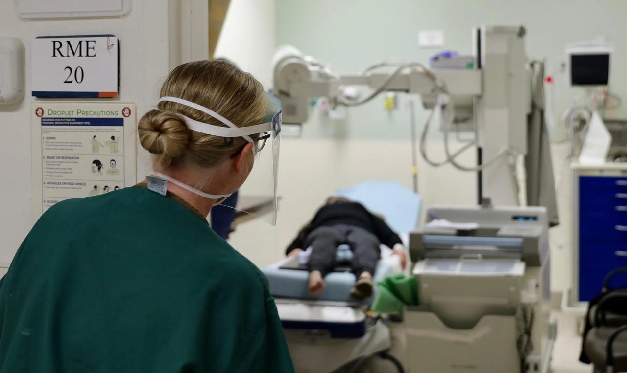 AI的正确用法，19.5万美元的账单秒变3.3万美元！
 
11月3日，美国一家