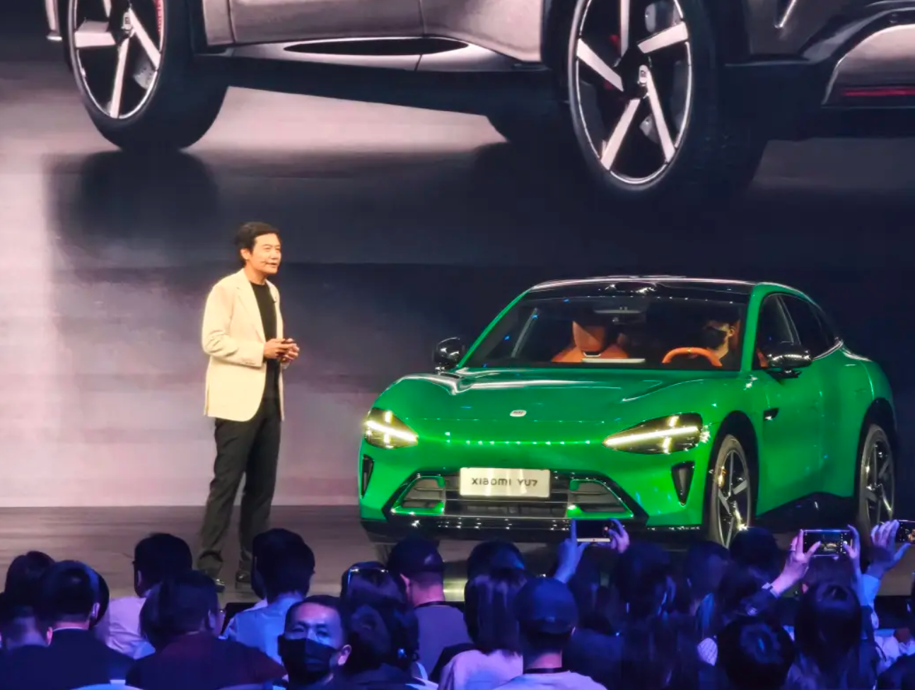 上市半年后，二手市场小米YU7准新车“破发”