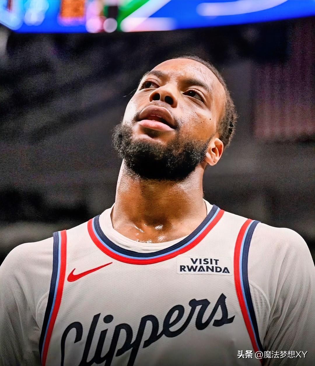 加兰这次加盟快船算是来对了
不是因为他拿到了赛季新高41分
也不是他打球有多合理