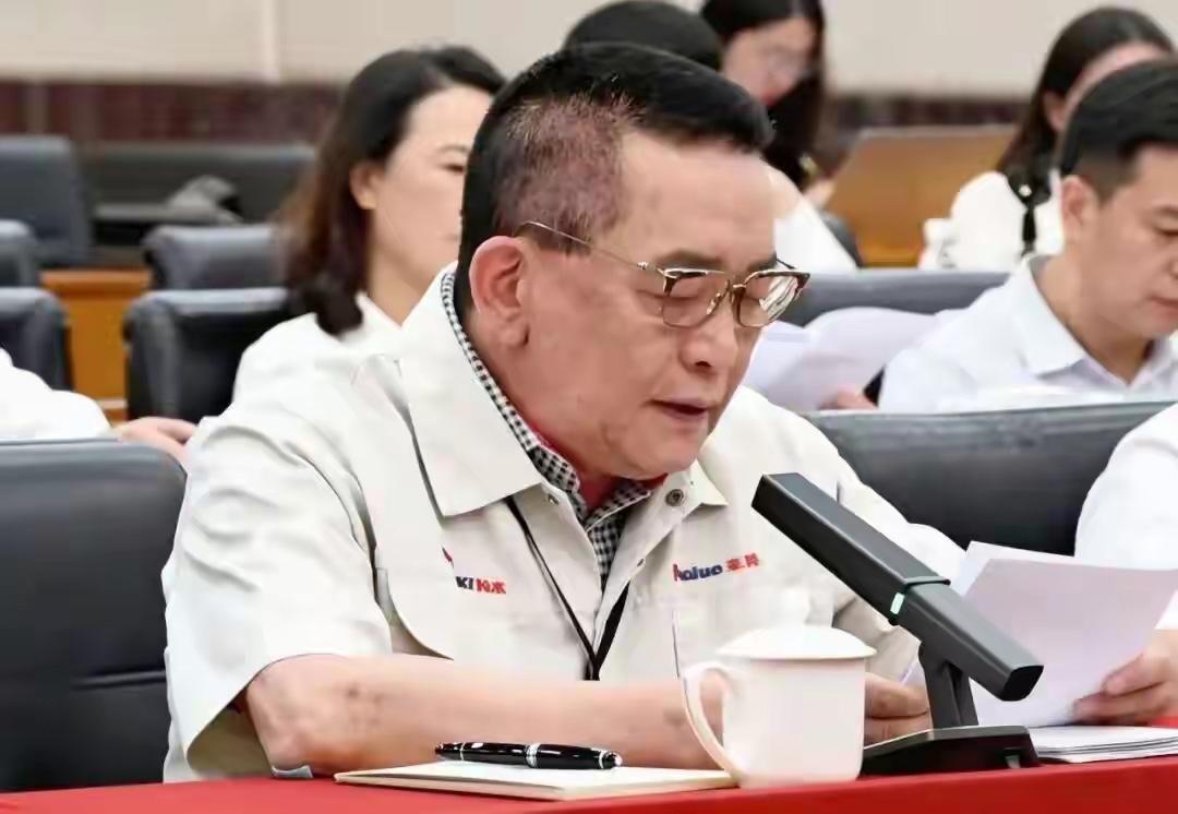 这位老板很厉害，广东江门大佬，摩托车界的“隐形冠军”——大长江集团，掌舵人王大威