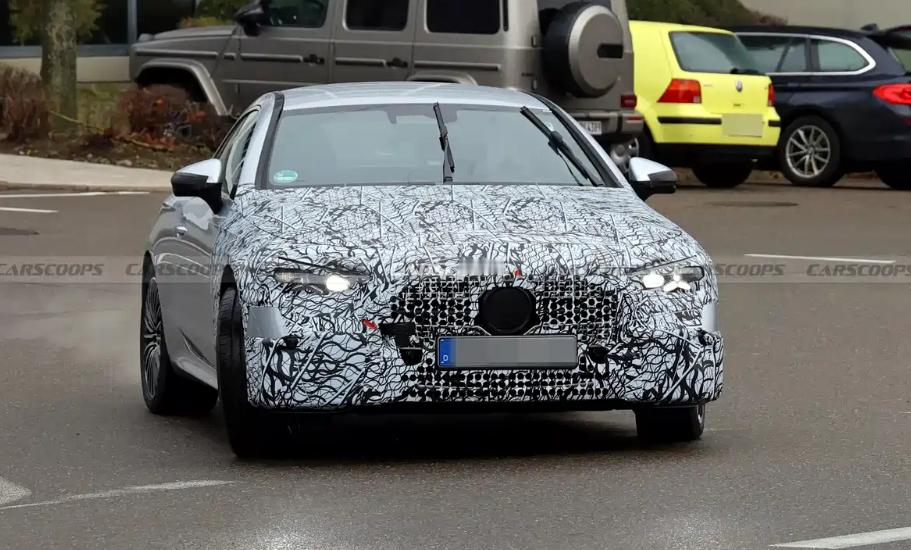 新款奔驰CLE谍照曝光全新前脸/三叉星徽大灯 