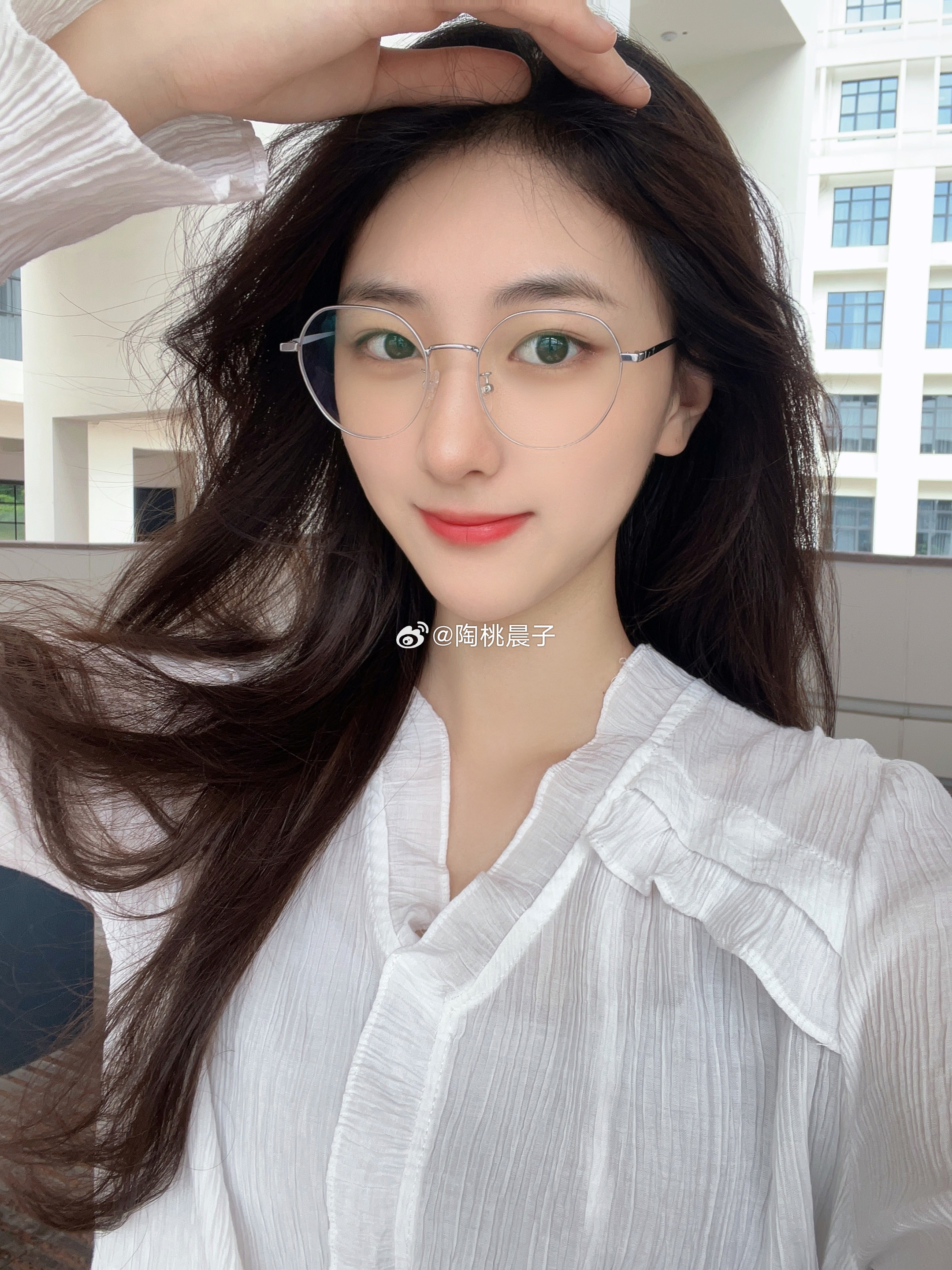 自拍三加二连🤳🏻  ​​​